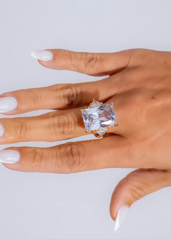 Limited-Stock Jewelry Sale – Once It's Gone, It's Gone Gemstone Glamour Ring Blue