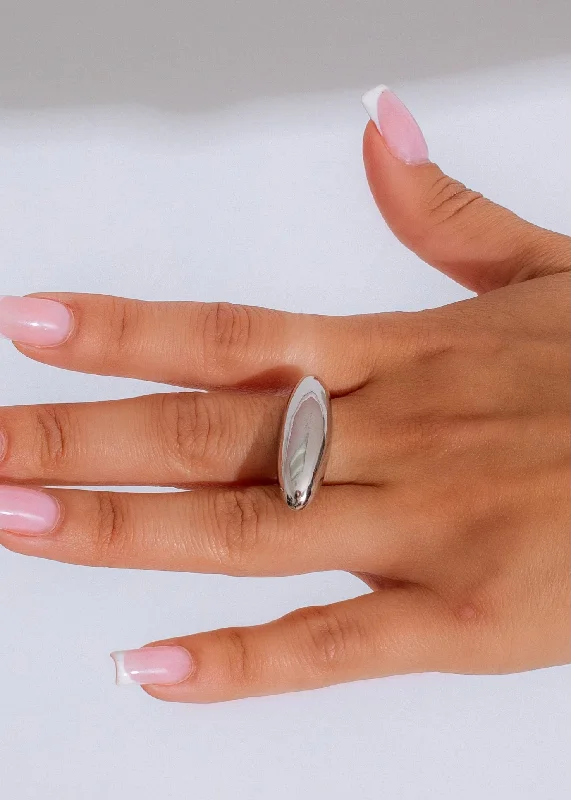 Huge Savings On Timeless Jewelry Collections Minimalist Chic Ring Silver
