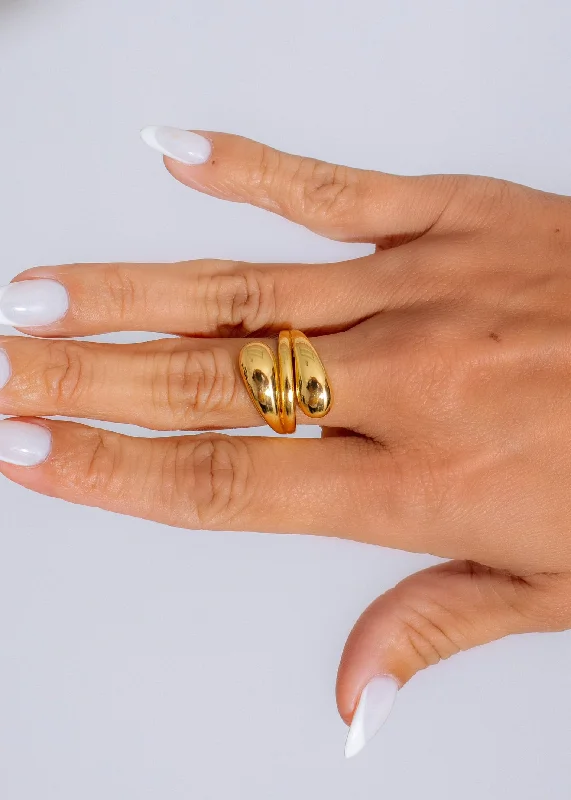Shop Stylish Jewelry Now And Save Big Spiral Sophistication Ring Gold