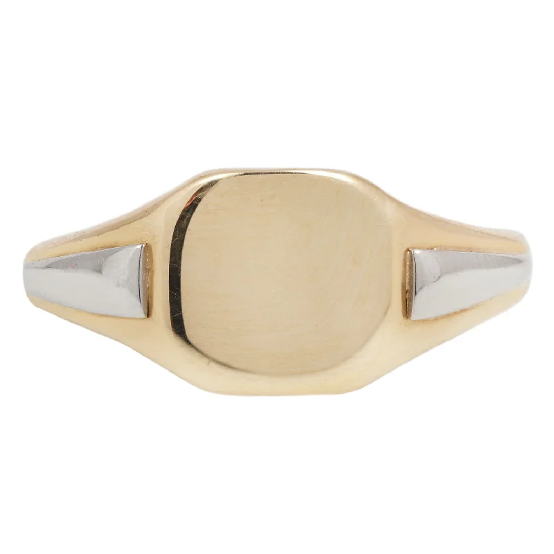 Unmissable Jewelry Discounts – Elevate Your Look For Less Cyril Signet Ring