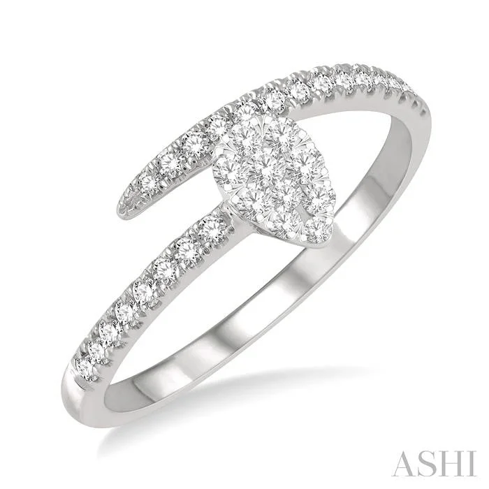 Beautiful Jewelry, Breathtaking Discounts – Hurry In PEAR SHAPE LOVEBRIGHT DIAMOND FASHION RING