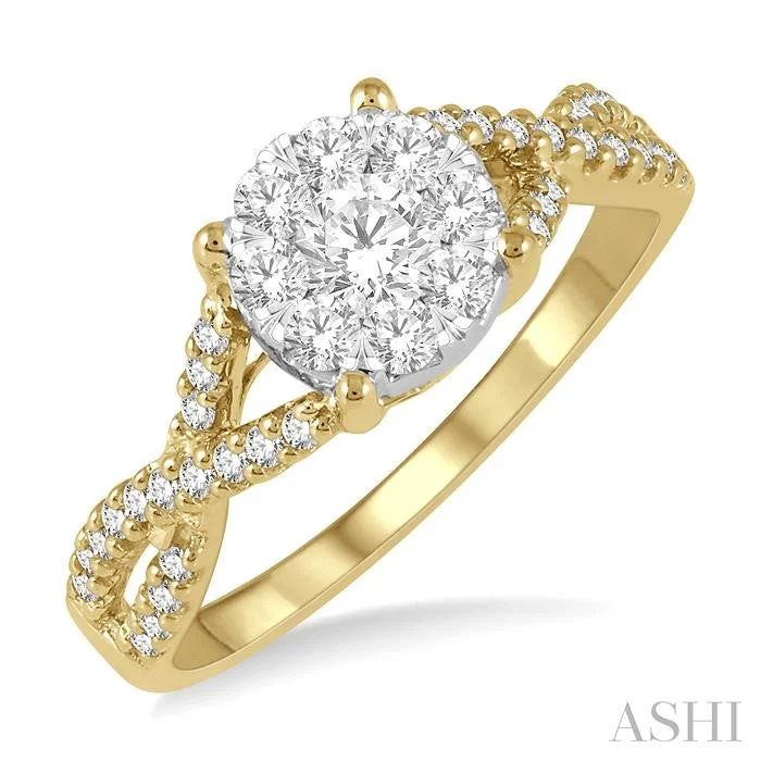 Fine Jewelry, Limited-Time Offers Available ROUND SHAPE LOVEBRIGHT DIAMOND ENGAGEMENT RING