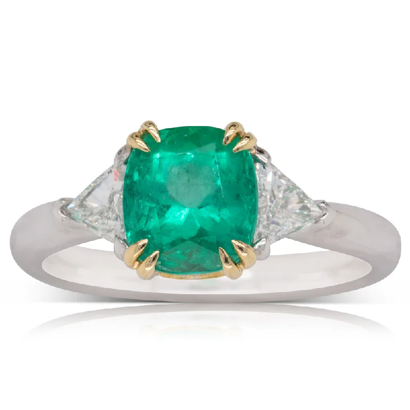 Premium Diamond Jewelry At Once-In-A-Lifetime Discounts 18ct White & Yellow Gold 1.78ct Emerald & Diamond Ring Premium Diamond Jewelry At Once-In-A-Lifetime Discounts 18ct White & Yellow Gold 1.78ct Emerald & Diamond Ring