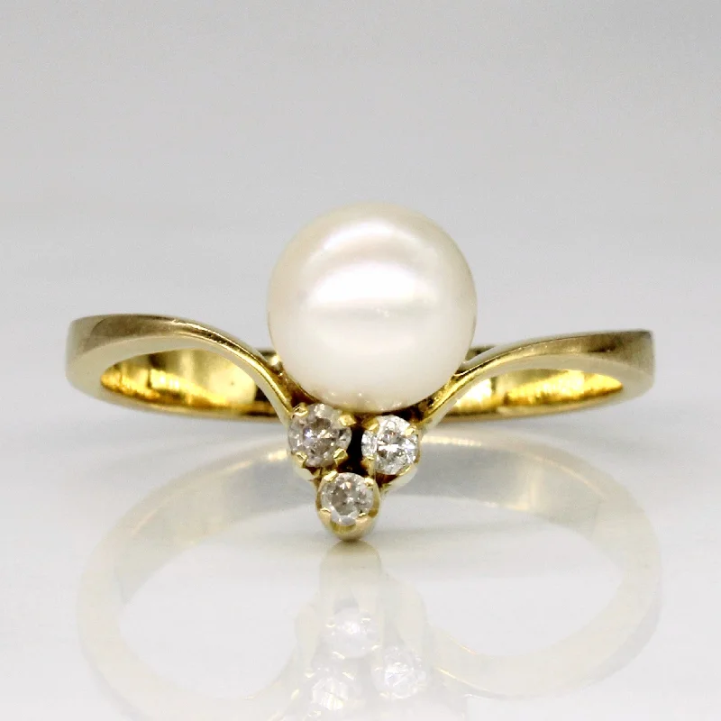 Timeless Elegance At Unbelievable Discounts Pearl & Diamond Chevron Ring | 0.07ctw | SZ 7.25 | Timeless Elegance At Unbelievable Discounts Pearl & Diamond Chevron Ring | 0.07ctw | SZ 7.25 |