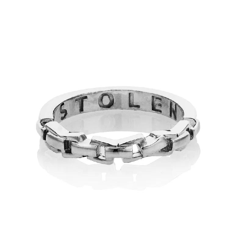 Timeless Elegance Now At Special Discounts Stolen Girlfriends Club Chain Ring