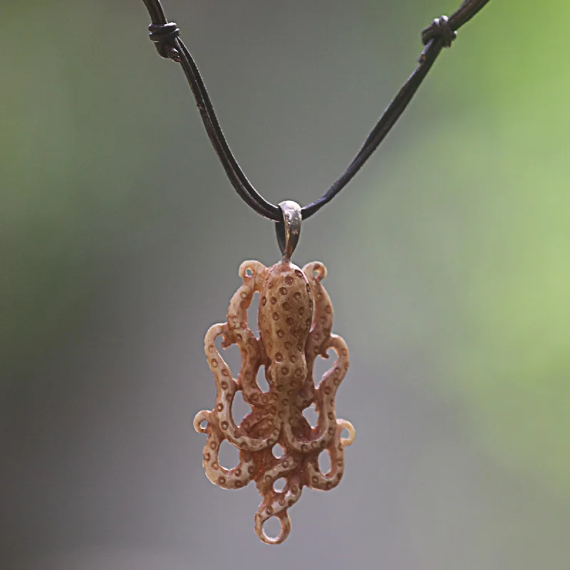 Your Perfect Accessory Now At The Best Price Ocean Dweller Leather Pendant Necklace