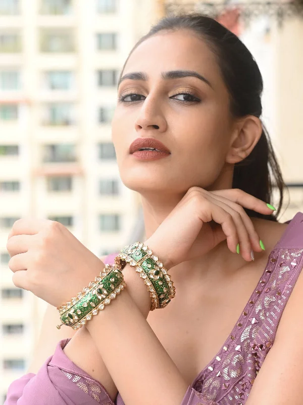Grab Your Favorite Jewelry At The Lowest Prices Odette Green Gold Plated Kundan Bangles For Women