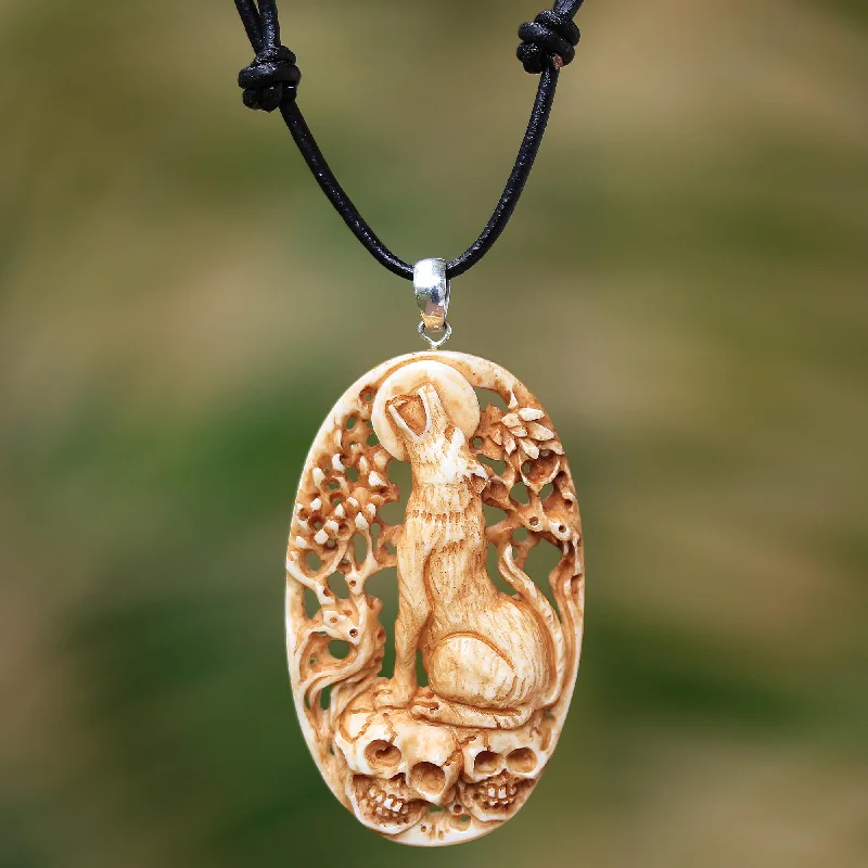Unmissable Jewelry Clearance – Final Reductions Setra Wolf Cow Bone Leather Pendant Necklace
