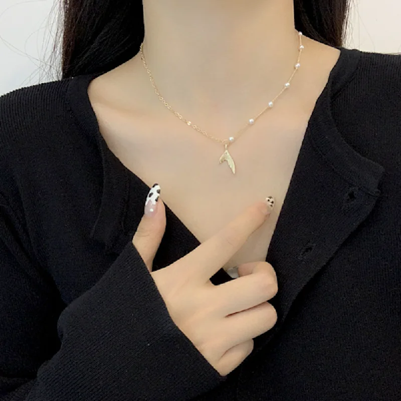 Timeless Elegance At Unbelievable Discounts Womens Mermaid Necklace with Faux Beaded Pearls Timeless Elegance At Unbelievable Discounts Womens Mermaid Necklace with Faux Beaded Pearls