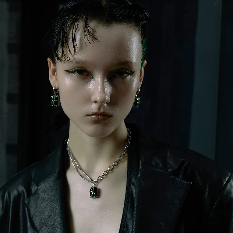 Bold And Beautiful Jewelry Now At Irresistible Prices Women's Punk Bowknot Obsidian Necklace