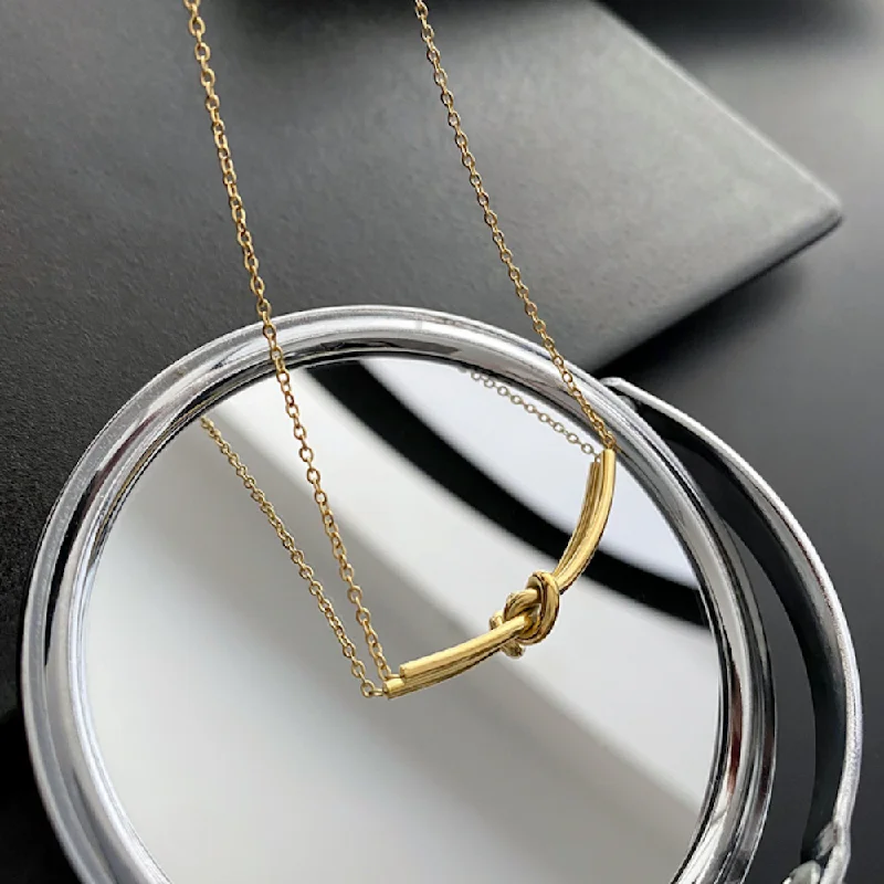 High-End Sparkle, Low-End Prices – Shop Now Womens Tie The Knot Necklace