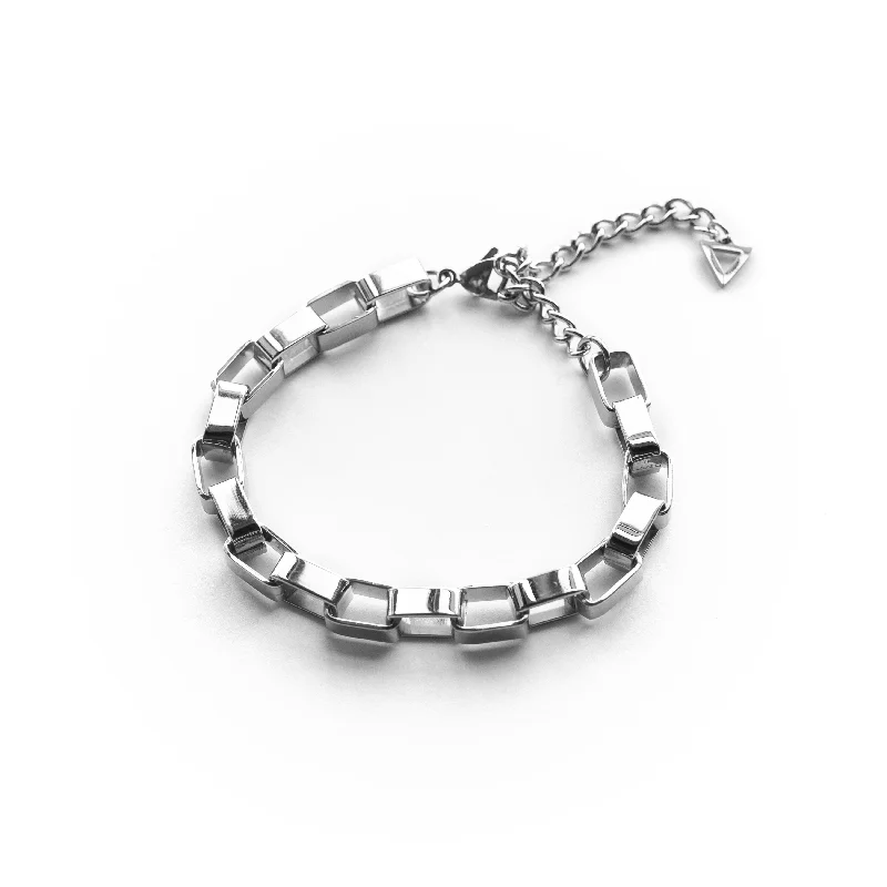Beautiful Jewelry, Breathtaking Discounts – Hurry In BR-010 Square Link Steel Bracelet