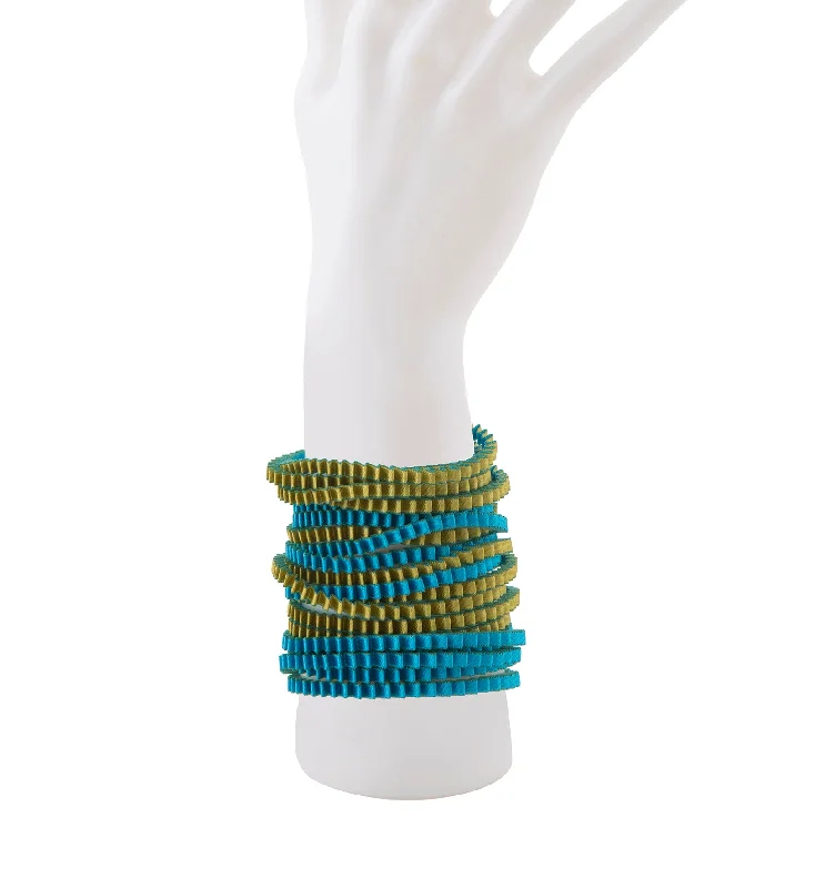 Sparkle In Style With Our Best Jewelry Deals Eos Pleated Bracelet Blue / Gold