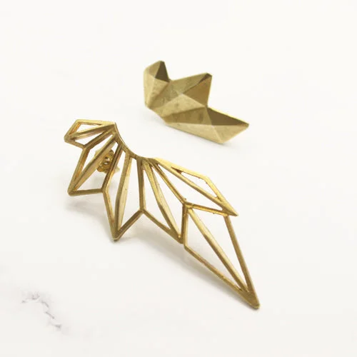 Grab Your Dream Jewelry At The Lowest Prices Soar Feather Earring by Minimalist