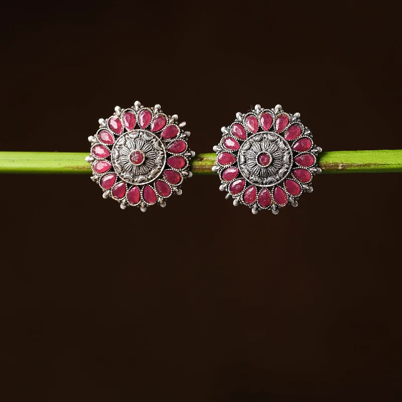 The Perfect Jewelry Piece At The Perfect Price Antique Silver Finish Oxidised Brass Base Stone Work Stud Earrings