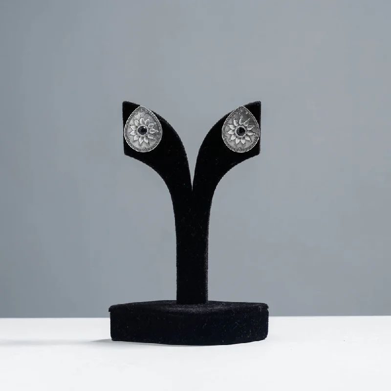 Trendy And Classic Jewelry Now At Reduced Prices Antique Silver Finish Oxidised Brass Base Earrings