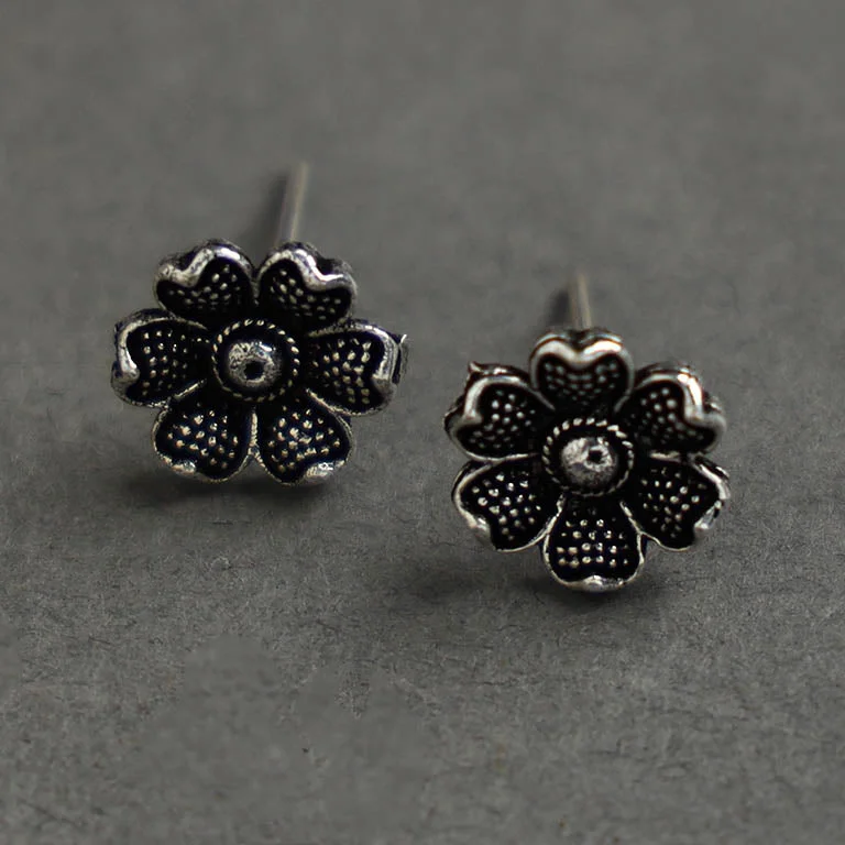 Antique Finish Oxidised White Metal Stud Earrings 19