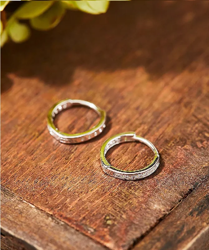 Bestselling Jewelry At Special Promotional Rates 925 Sterling Silver Single Row Huggie Earrings