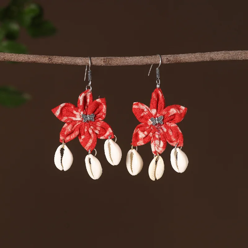 Fariha Fabart Phool Kali Shell Earrings