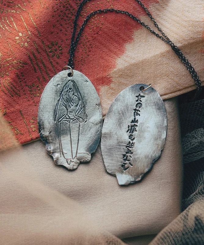 Shop High-Quality Jewelry At Jaw-Dropping Discounts Fire-Blackened Necklace