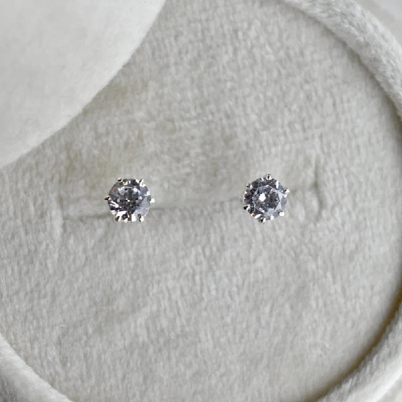 Grab Stylish Jewelry Before The Sale Ends Silver & Cubic Zirconia Stud Earrings