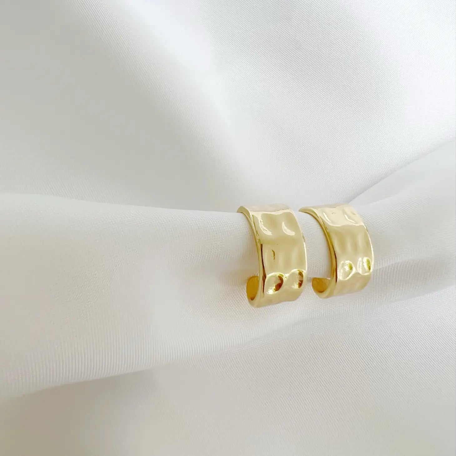 Modern Statement Jewelry For Bold Styling TL JTBC Hammered Hoop Earring