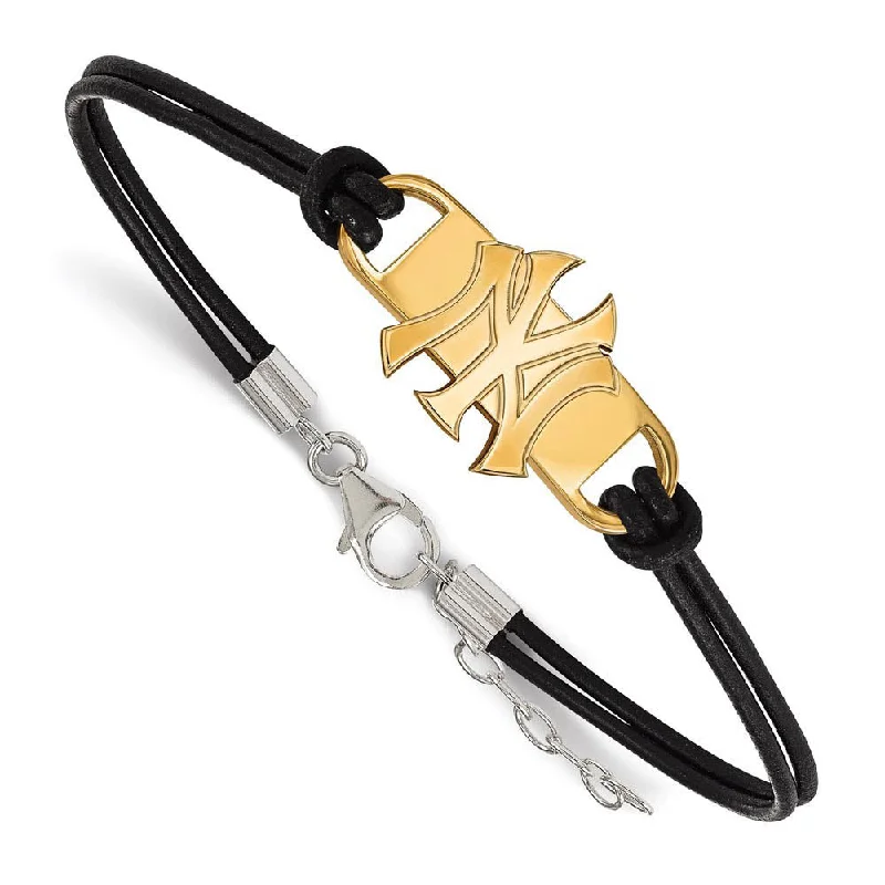 High-Quality Gemstone Jewelry For Special Occasions 14K Yellow Gold Plated SS MLB New York Yankees Leather Bracelet, 7 In