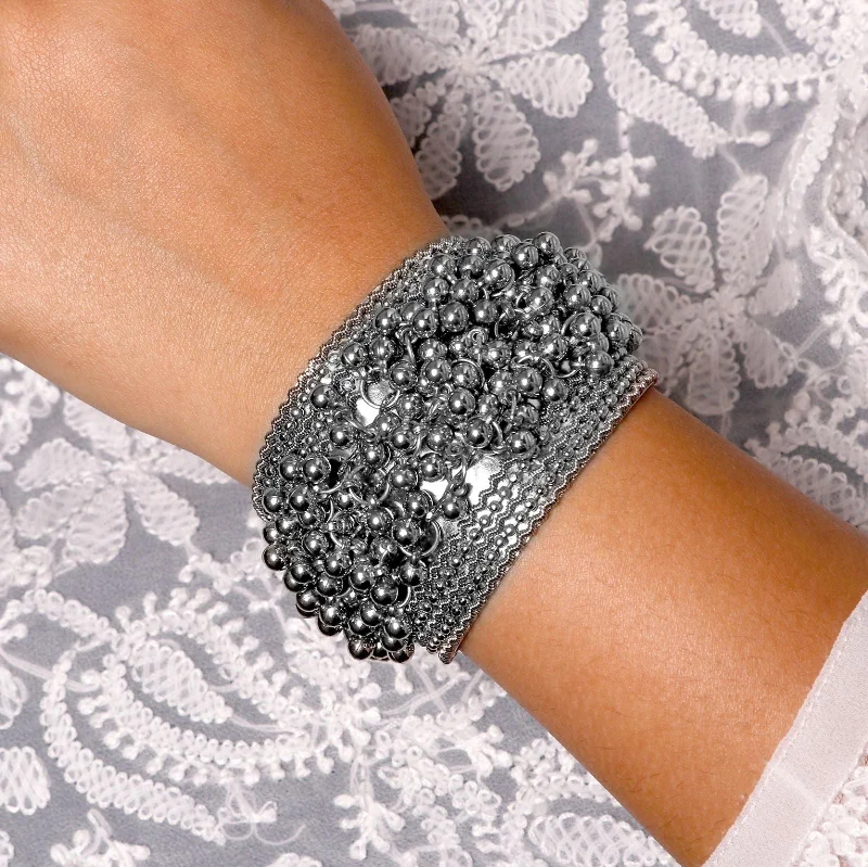 Exclusive Gemstone Jewelry Markdowns – Shop Now Chakrika Silver Gungroo Oxidized Bangle
