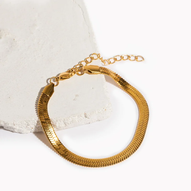 Chic, Trendy, And Affordable Jewelry Sale Lilou Bracelet