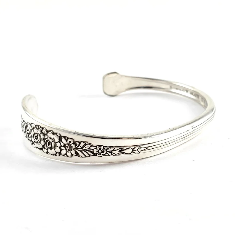 Flash Sale On Elegant Jewelry – Don't Miss Out Oneida Royal Rose Thin Spoon Bangle