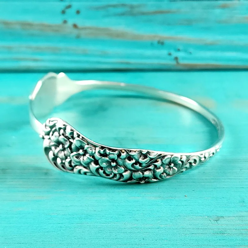 Affordable Elegance – Special Jewelry Sale Now Live Sterling Silver Dominick & Haff Rococo Lettuce Serving Fork Bangle Bracelet
