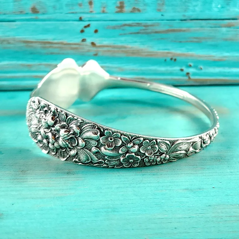 Shop Signature Jewelry Styles At Exclusive Prices Sterling Silver Kirk Stieff Rose Repousse Lettuce Serving Fork Bangle Bracelet