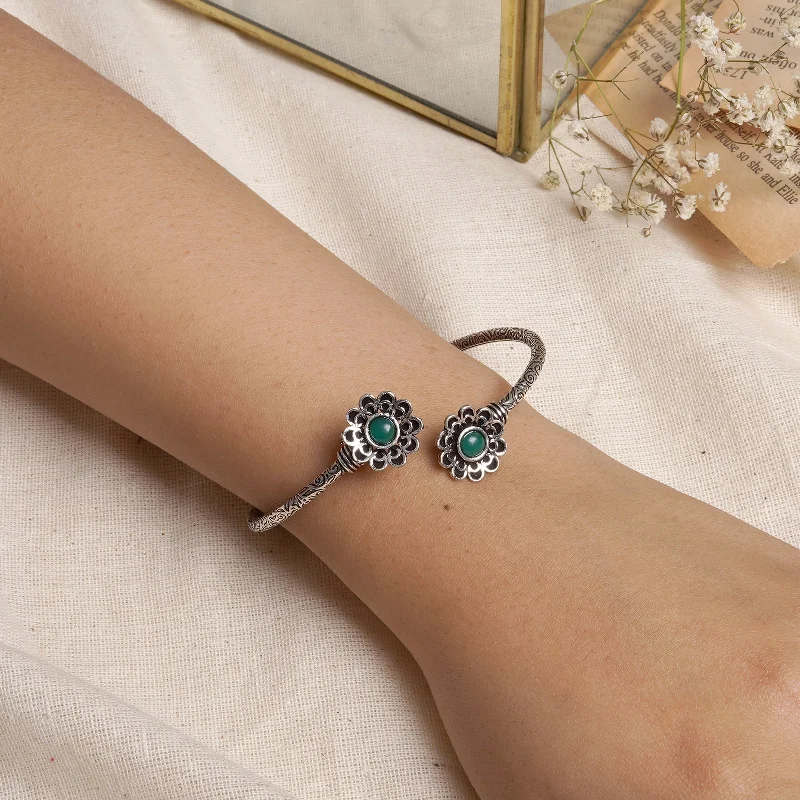 Affordable Glamour – Premium Jewelry For Less Teejh Chanralatha Silver Oxidised Floral Bracelet