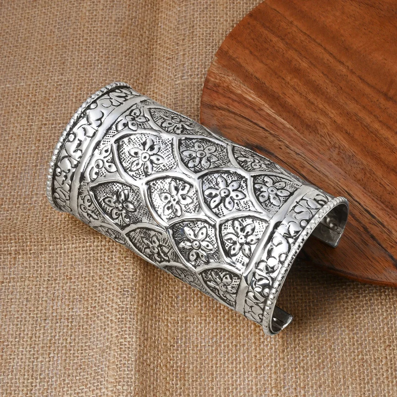 Huge Savings On Timeless Jewelry Collections Teejh Harshali Silver Oxidised Cuff Bracelet