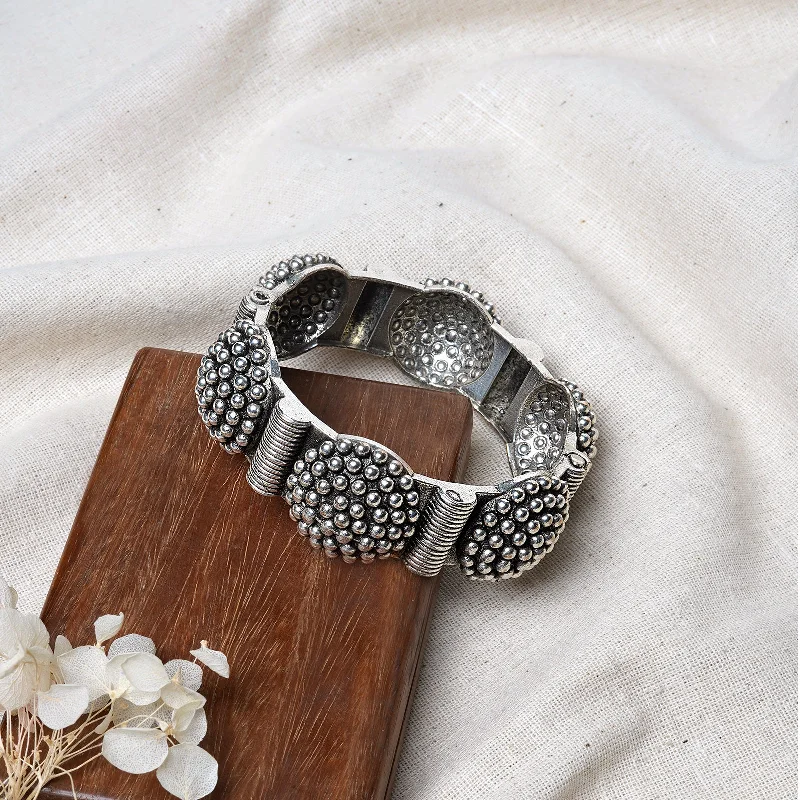 Grab Stylish Jewelry Before The Sale Ends Teejh Nurat Sliver Oxidised Bracelet