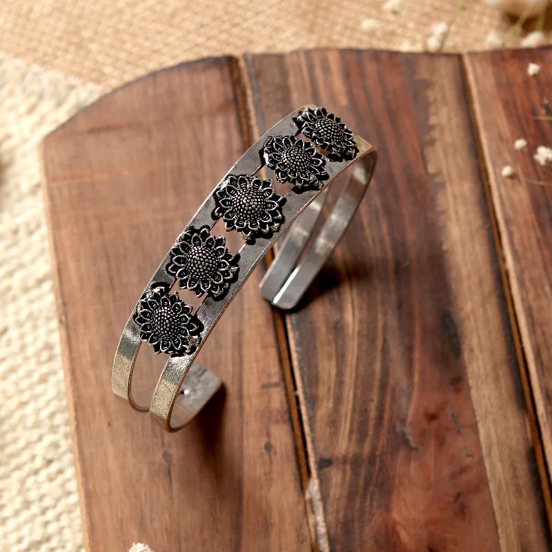 Fashion-Forward Jewelry At Incredible Prices Teejh Sagarika Silver Oxidised Bracelet Cuff