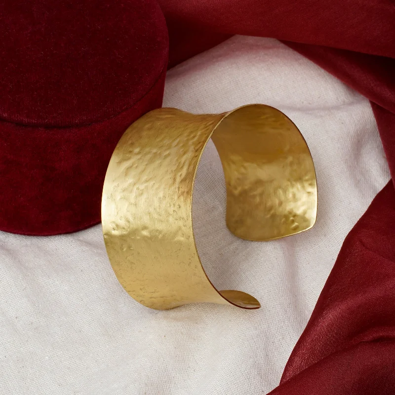 Trending Jewelry Styles Now At Limited-Time Discounts Teejh Sunanta Gold Cuff Bracelet