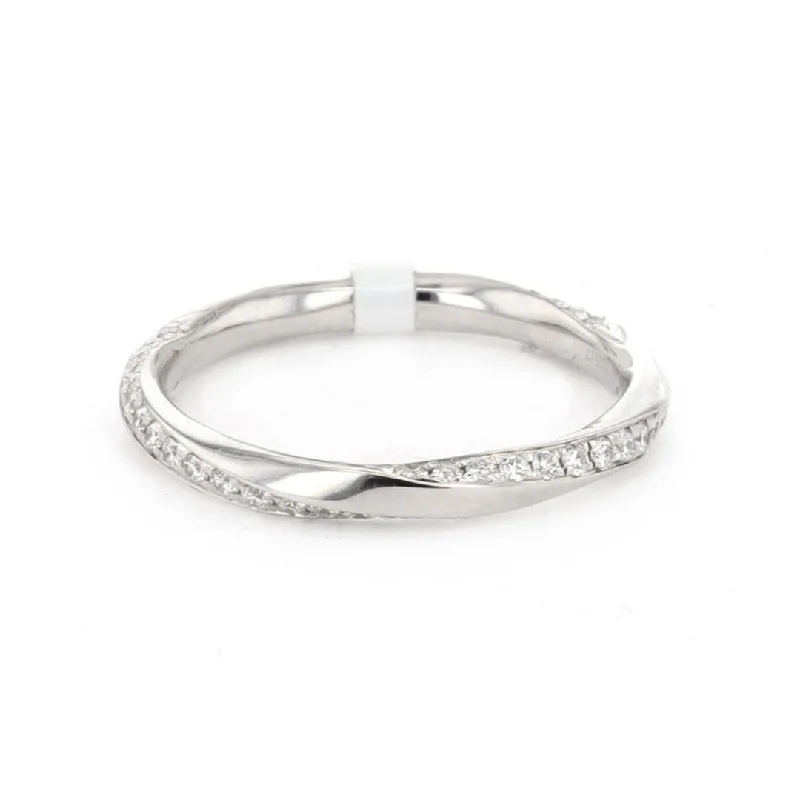 Timeless Elegance, Temporary Discounts – Act Fast 0.32 ctw Diamond Band