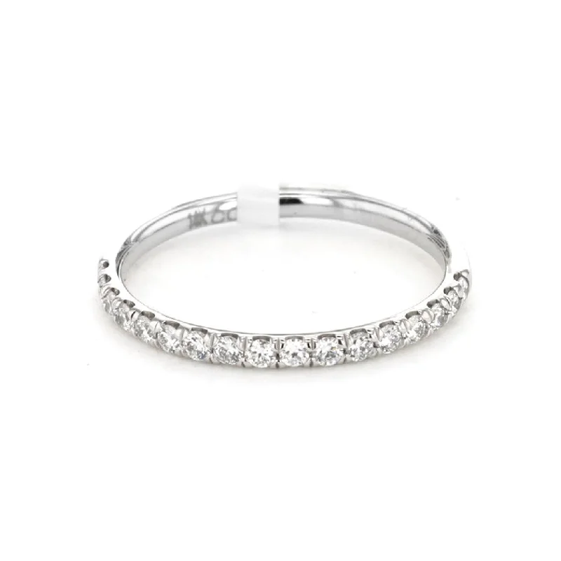 Final Call For Exquisite Jewelry At Reduced Rates 0.33 ctw Diamond Band