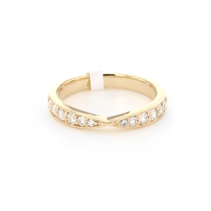 Unique Jewelry Designs Now At Discounted Rates 0.47 ctw Diamond Contour Band