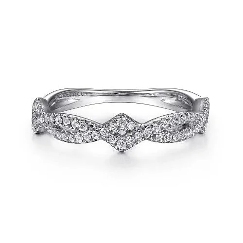 Romantic Heart-Shaped Jewelry For Special Gifts 14K White Gold Twisted Diamond Stackable Ring