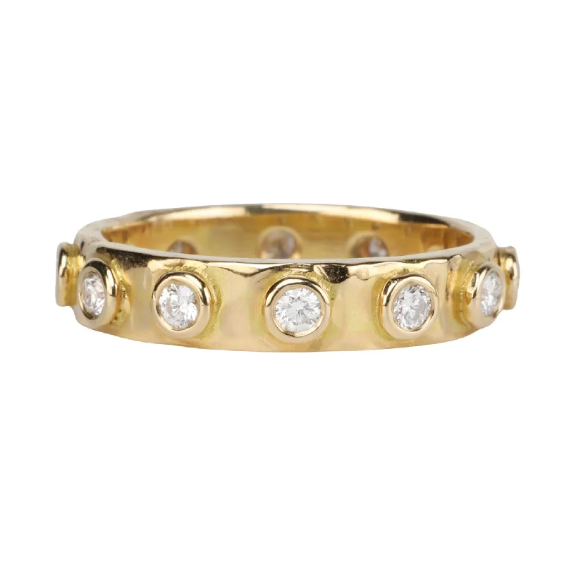 Unmissable Jewelry Sale – Shop Before It's Too Late 18K Gold Hammered High Polish "Terra" Band with Diamonds