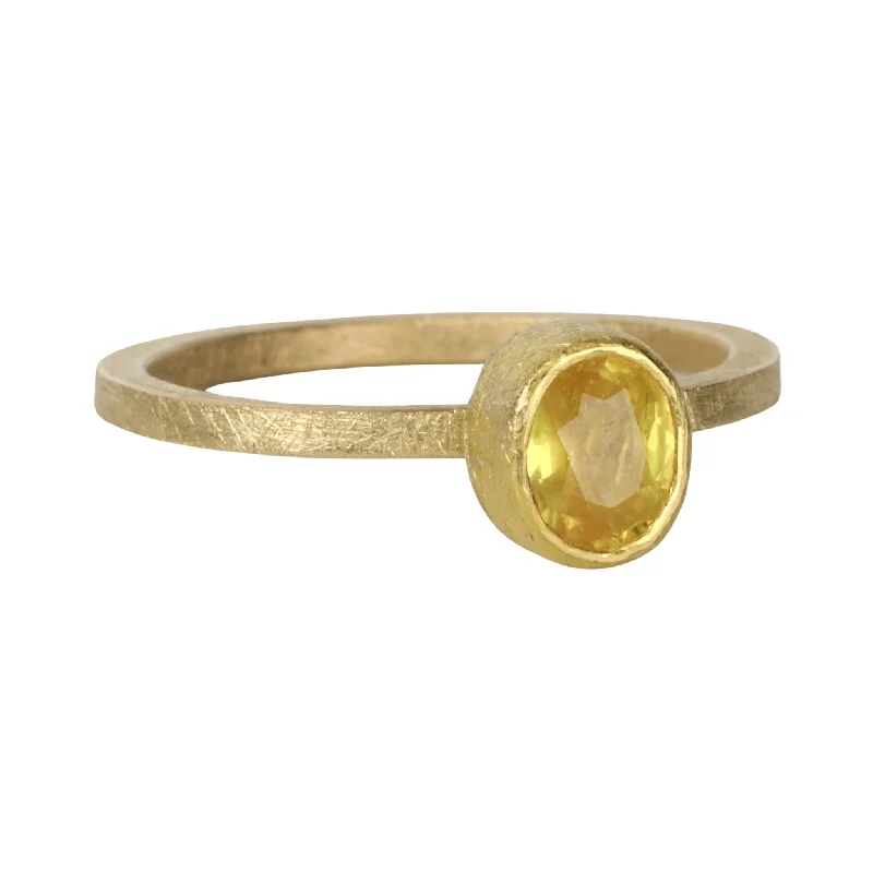 Discounted Luxury Jewelry – Shine Without The Splurge Bezel-Set Oval Yellow Sapphire Ring