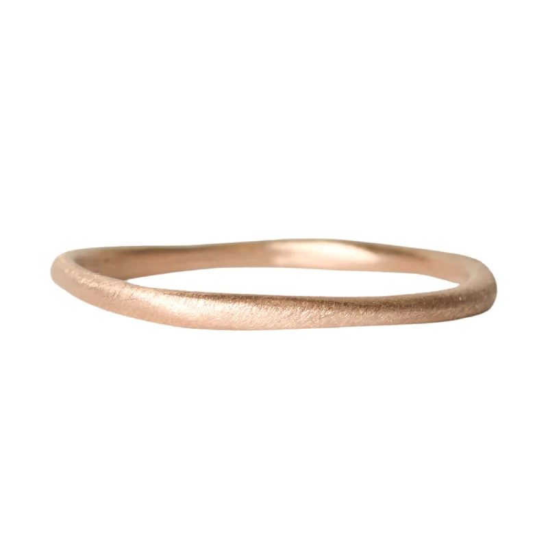 Glamorous Jewelry, Glamorous Deals – Shop Now 18K Rose Gold Irregular "Wavy" Band